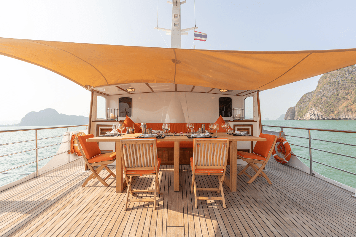 Cruise Vesssel - Image 10