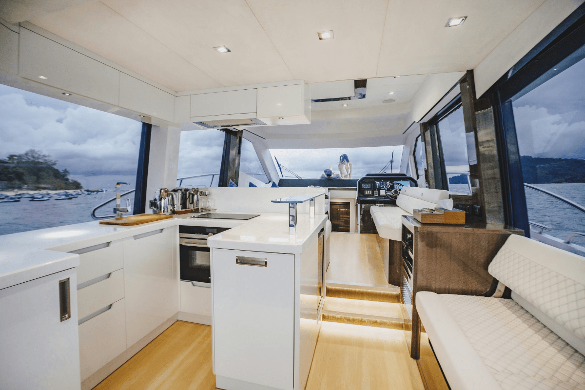 Liquid Asset I Galeon 500 fly  - Image 2