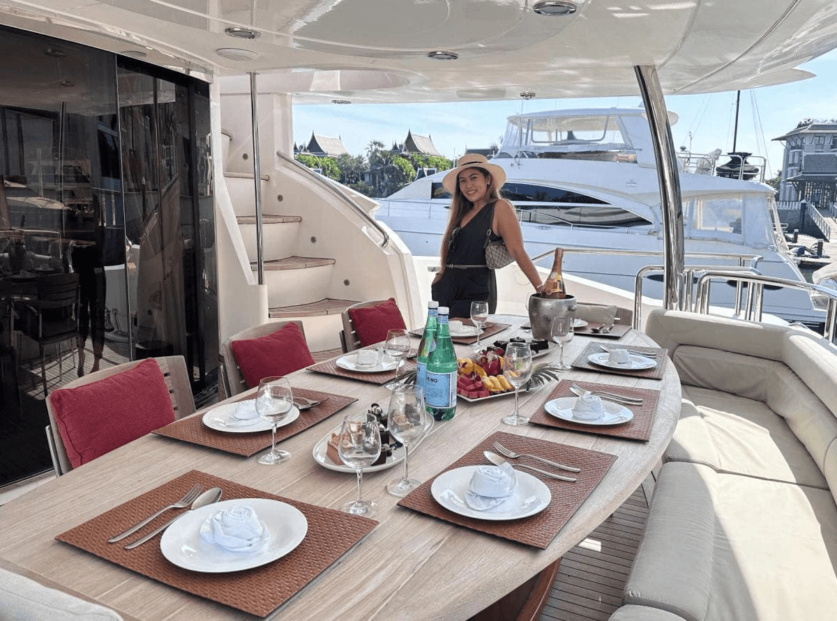Major Affair - Sunseeker 90  - Image 10