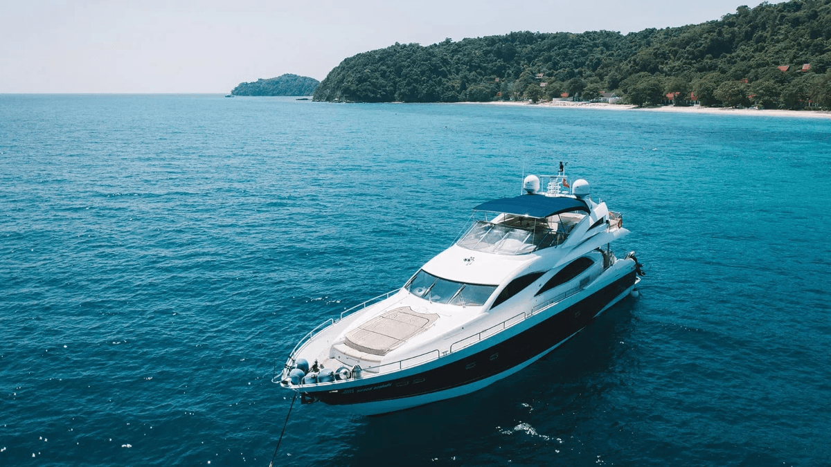 Major Affair - Sunseeker 90  - Image 7