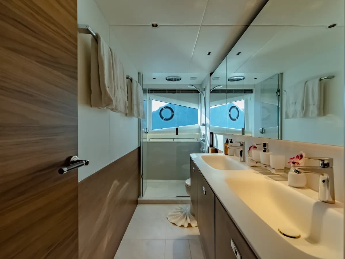 Princess S72 - Image 8
