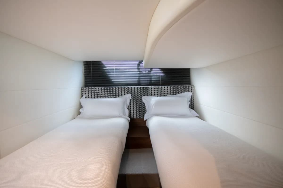 Princess V39 - Image 8