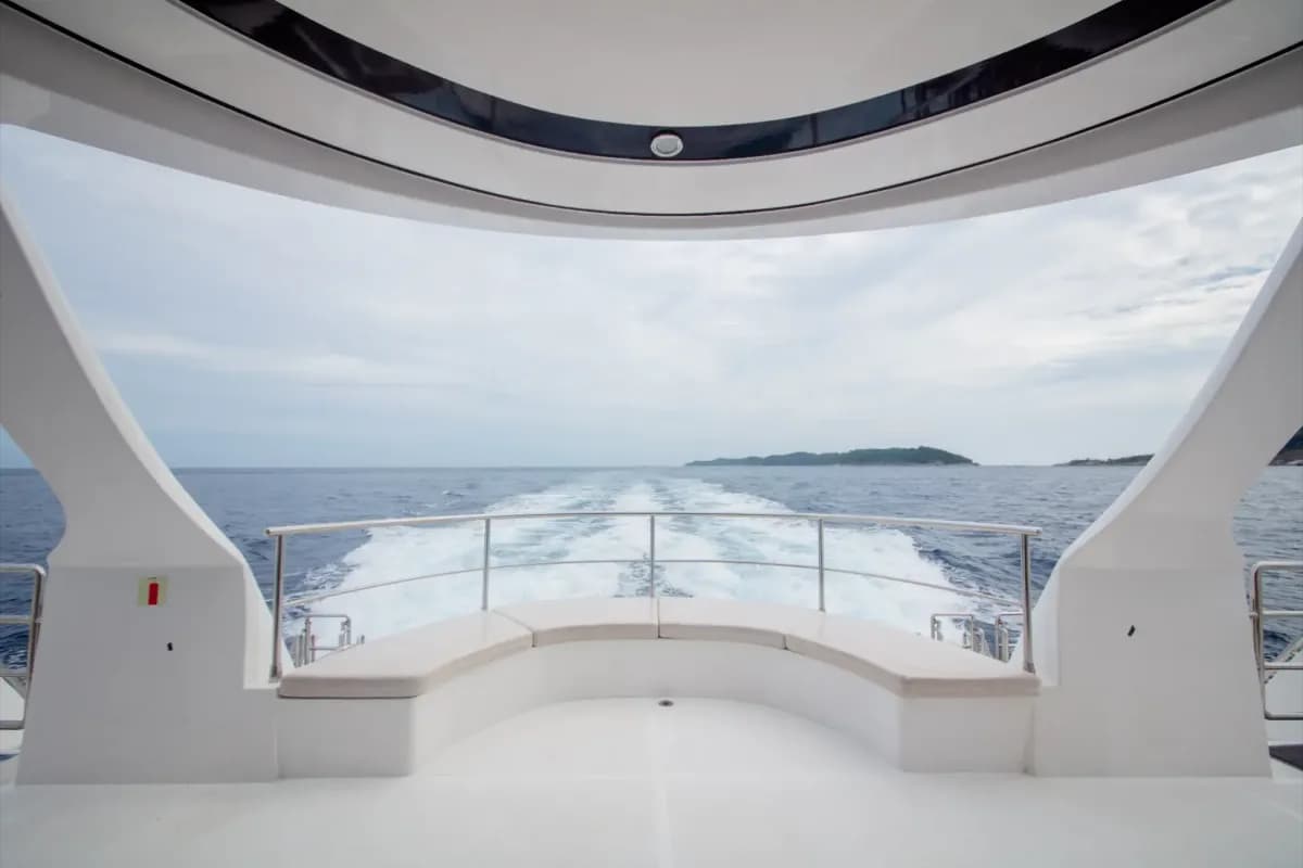 Event Vessel - Image 9