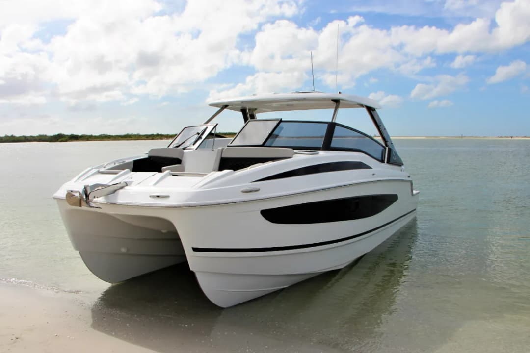 AQUILA 32ft - Cover