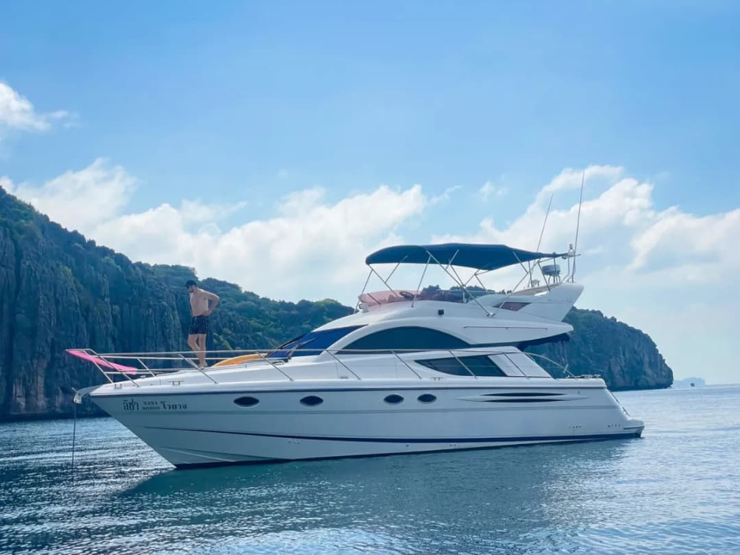 Fairline - Image 5