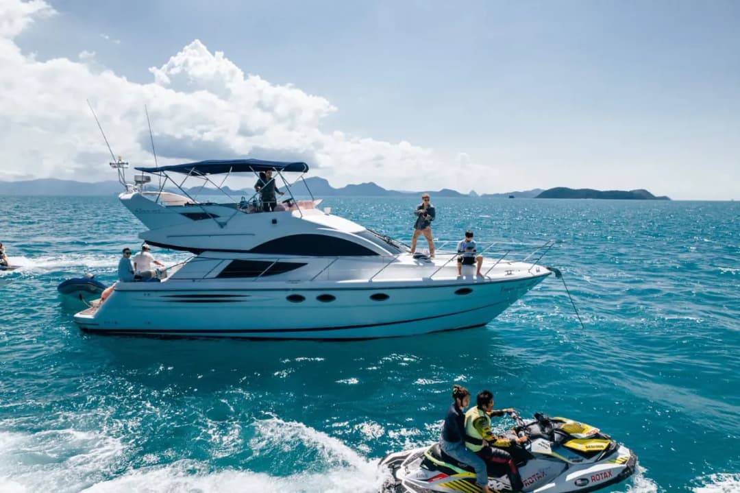 Fairline - Image 4