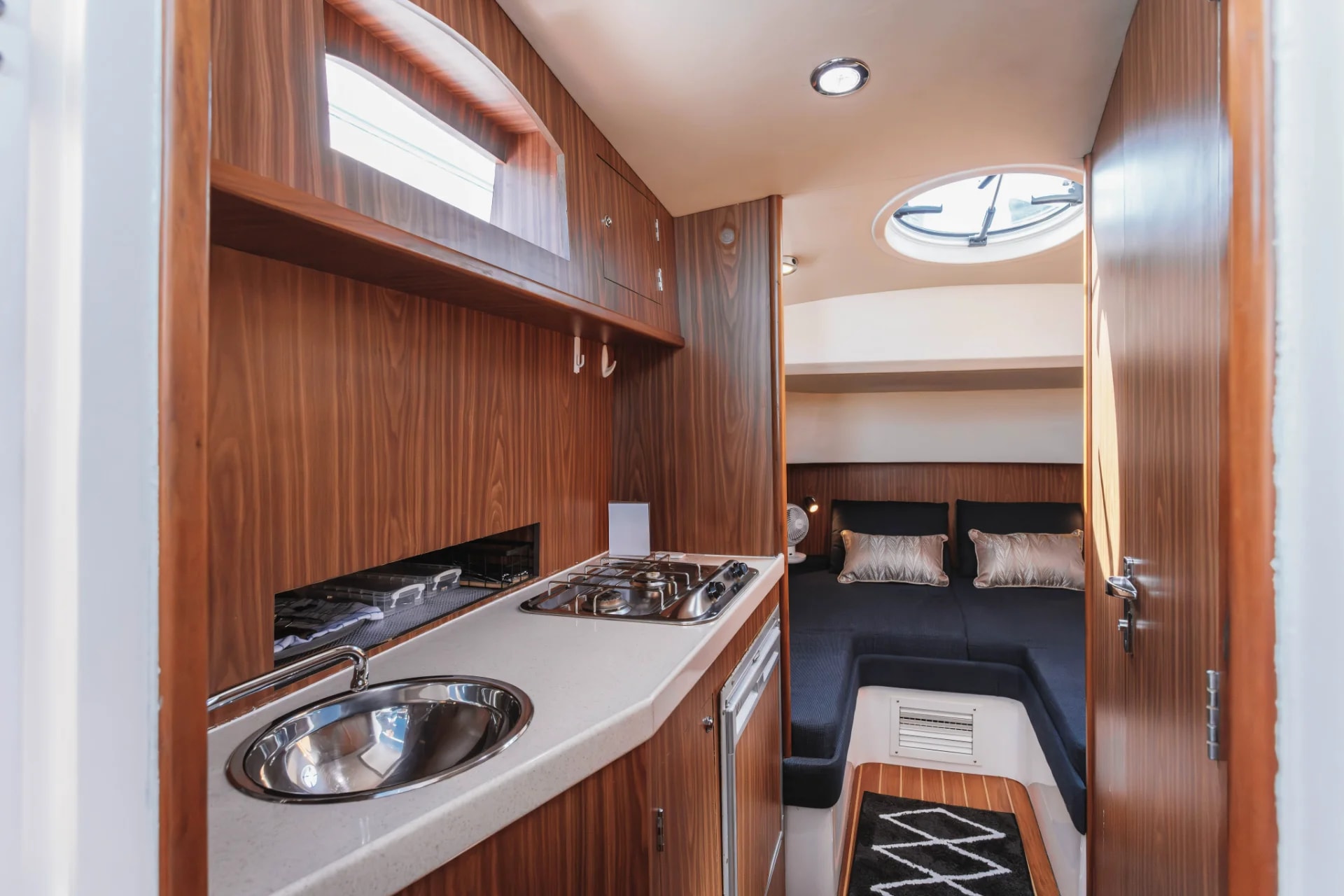 Real 3 Speedboat - 3