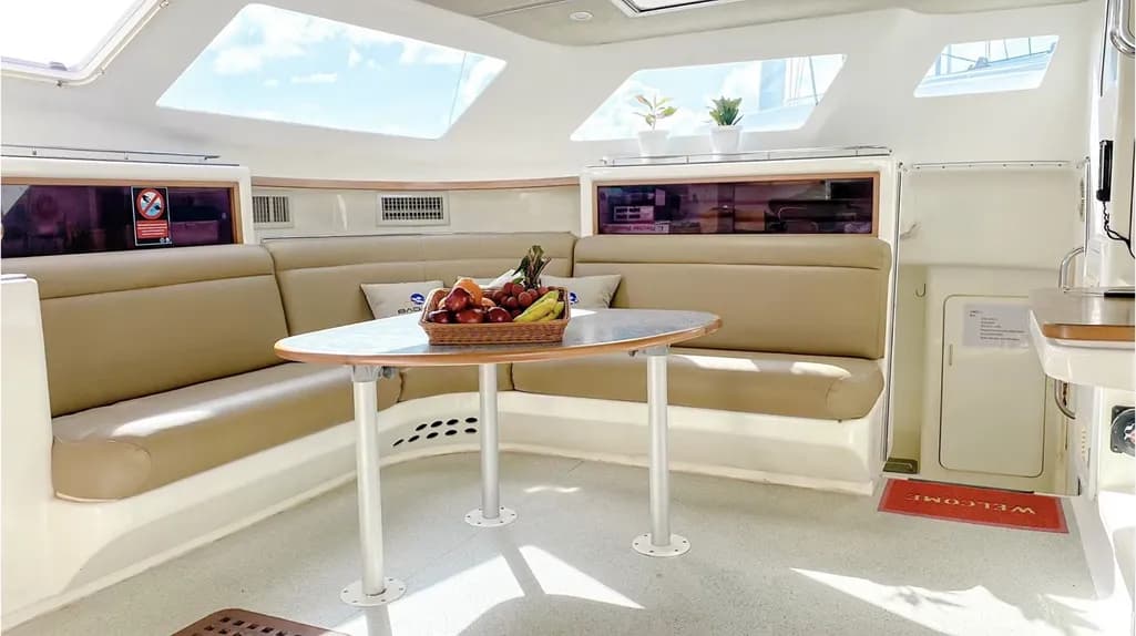Voyage 500 Catamaran