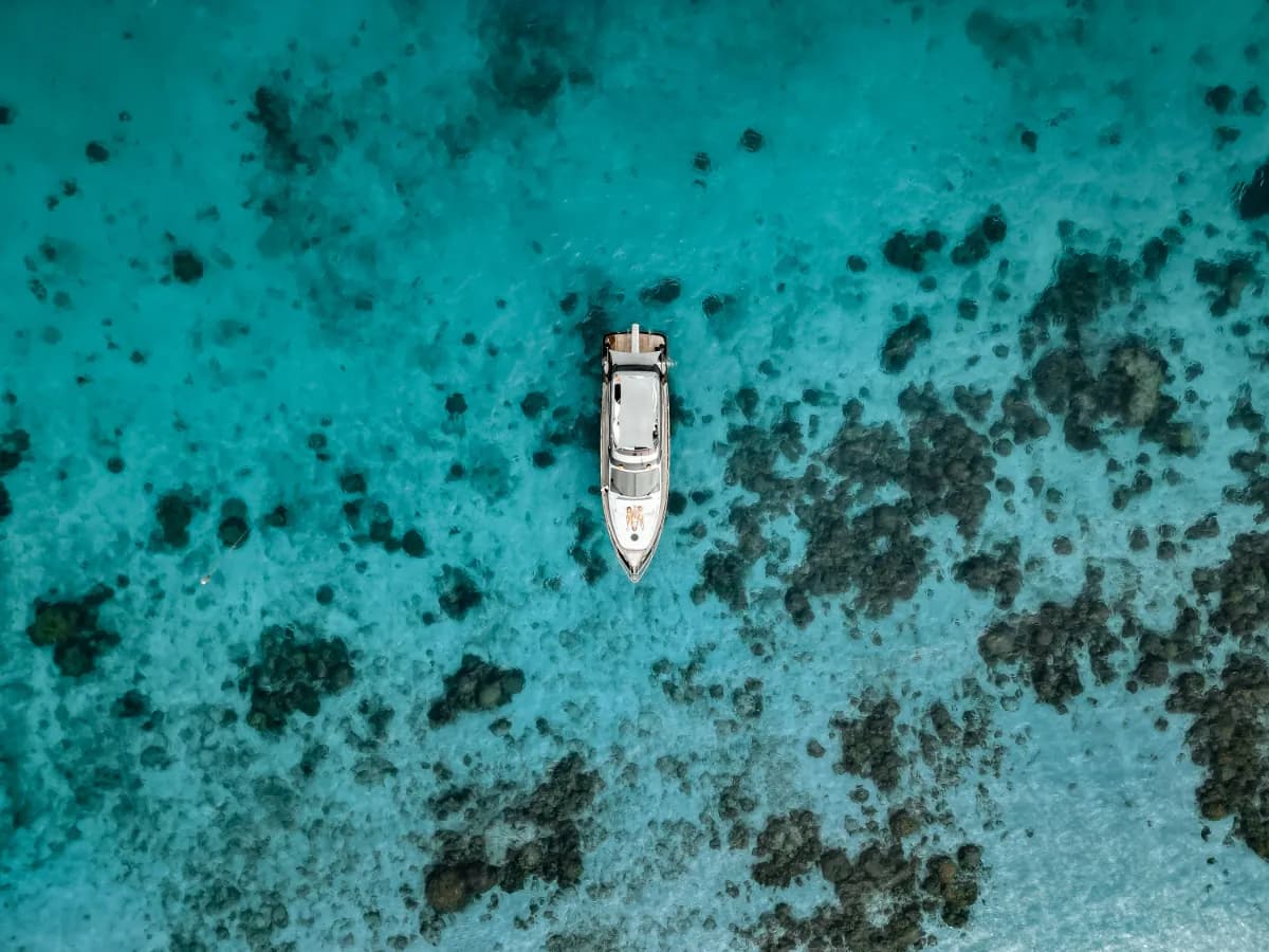 Luxury Yacht with DJ - 3