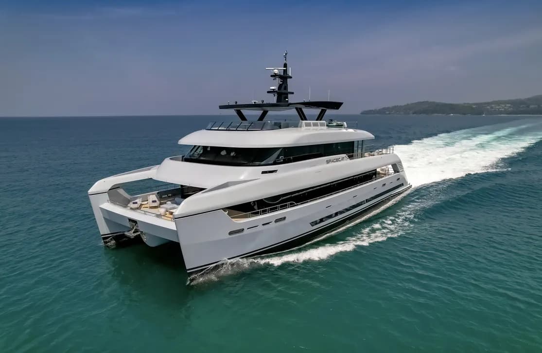 SPACECAT 118FT - 1