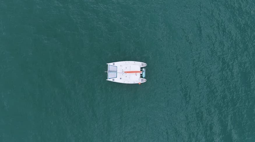 sailing cat 47FT - 3