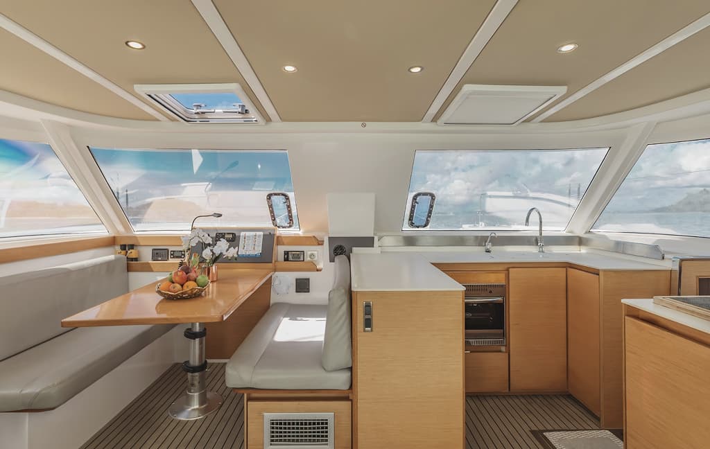 40ft Nautitech (Pina Colada) - 3