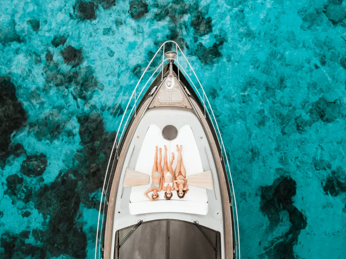 HYPE BOAT CLUB - סיור יום יוקרתי בסירה בפוקט ואי פי פי - 6