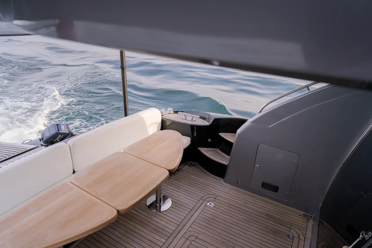 HYPE BOAT CLUB - סיור יום יוקרתי בסירה בפוקט ואי פי פי - 17