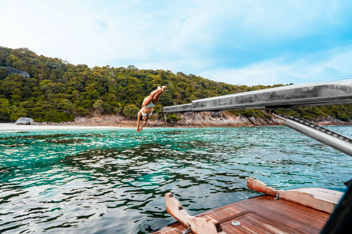 HYPE BOAT CLUB - סיור יום יוקרתי בסירה בפוקט ואי פי פי - 11